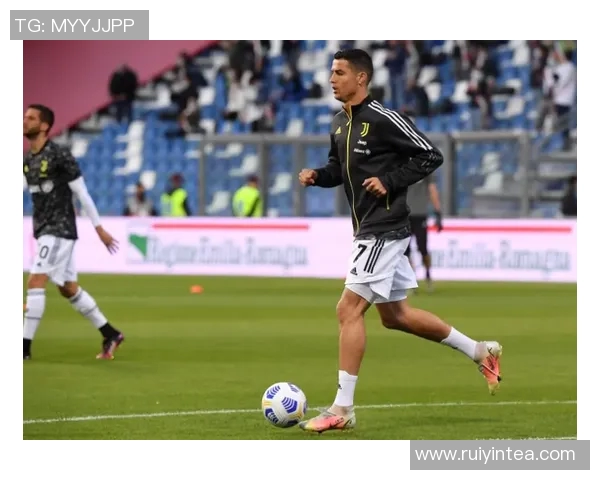 卢卡库的逆袭之路:从青涩小将到世界顶级前锋的蜕变与奋斗 卢卡库的逆袭之路:从青涩小将到世界顶级前锋的蜕变与奋斗